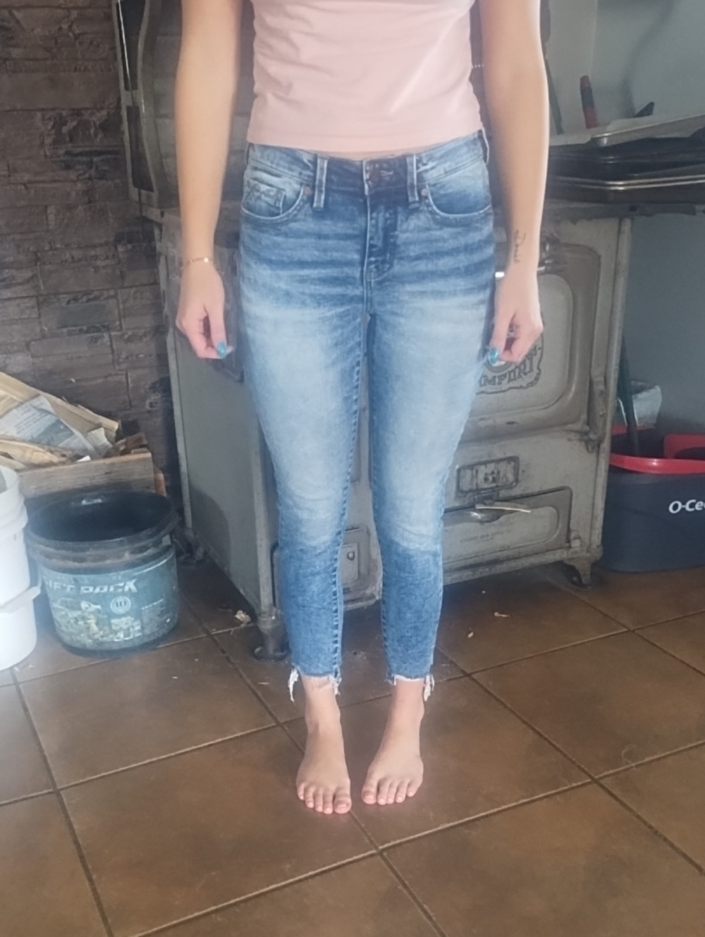 Buckle Light Blue Washed Cropped Skinny Jeans